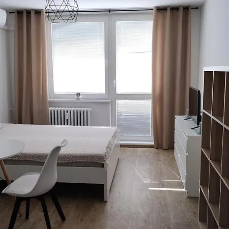Studio Pod Hajkom Apartman Szakolca